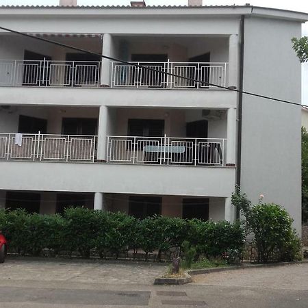 studio apartman Lady Appartamento Njivice Esterno foto
