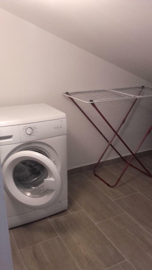 studio apartman Lady Appartamento Njivice Esterno foto