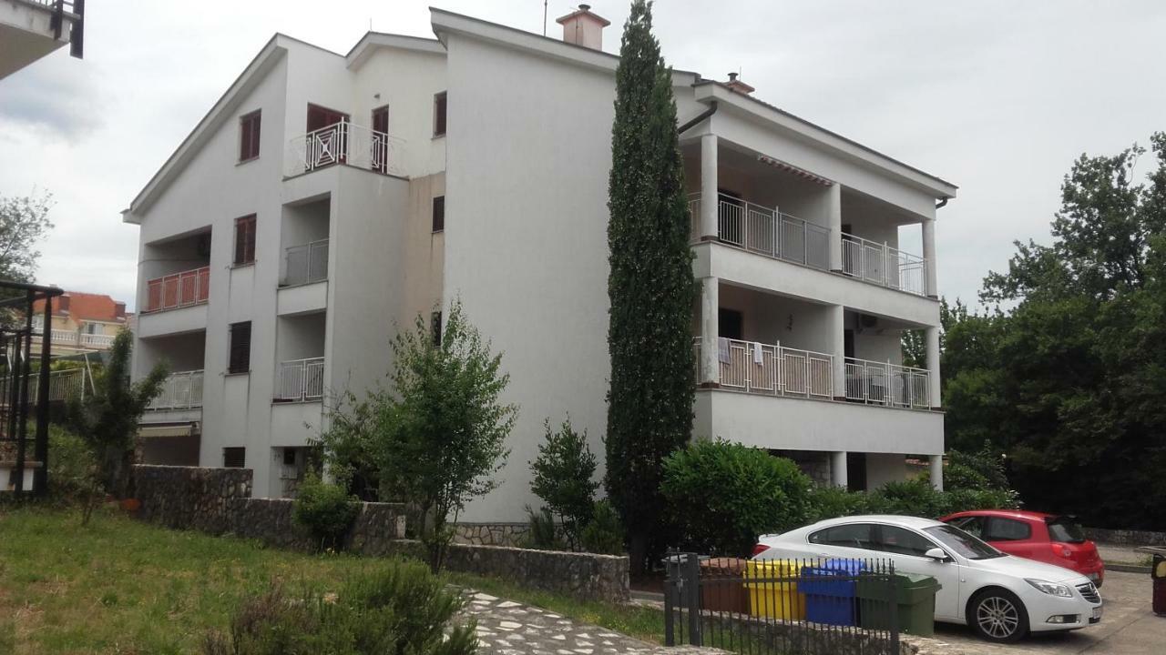studio apartman Lady Appartamento Njivice Esterno foto