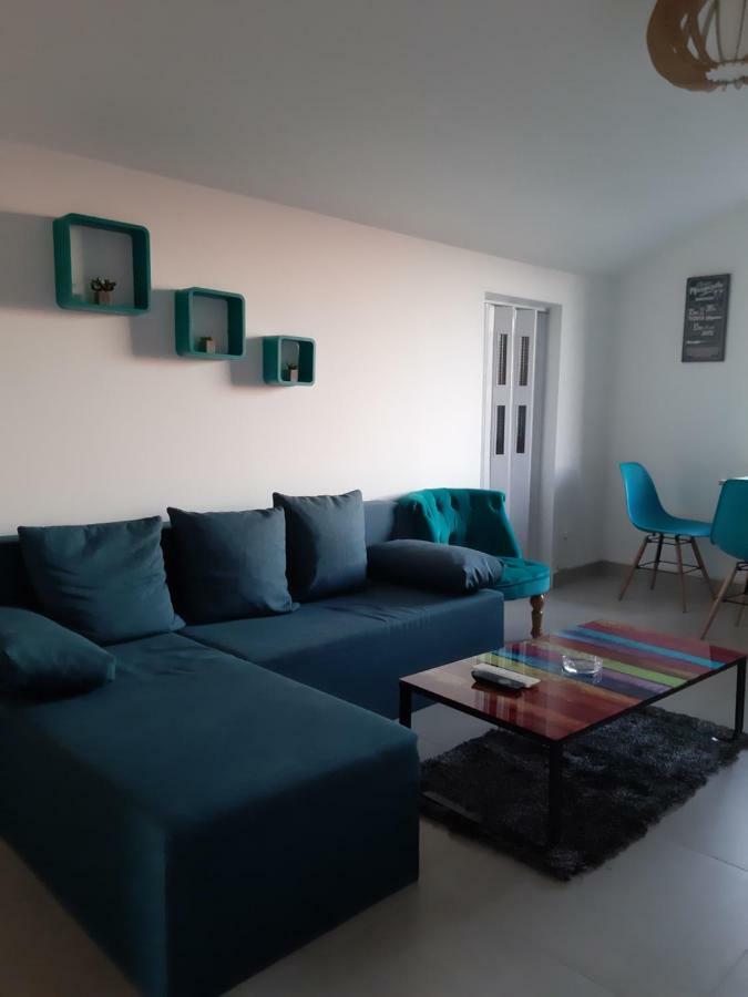studio apartman Lady Appartamento Njivice Esterno foto